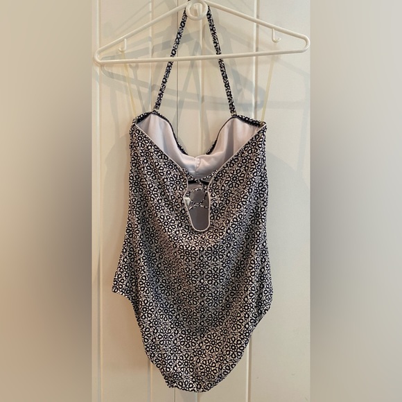 Tommy Hilfiger ‘Ise-Ise’ swimsuit - Picture 3 of 7